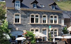 historisches Winzerhaus mit Moselblick